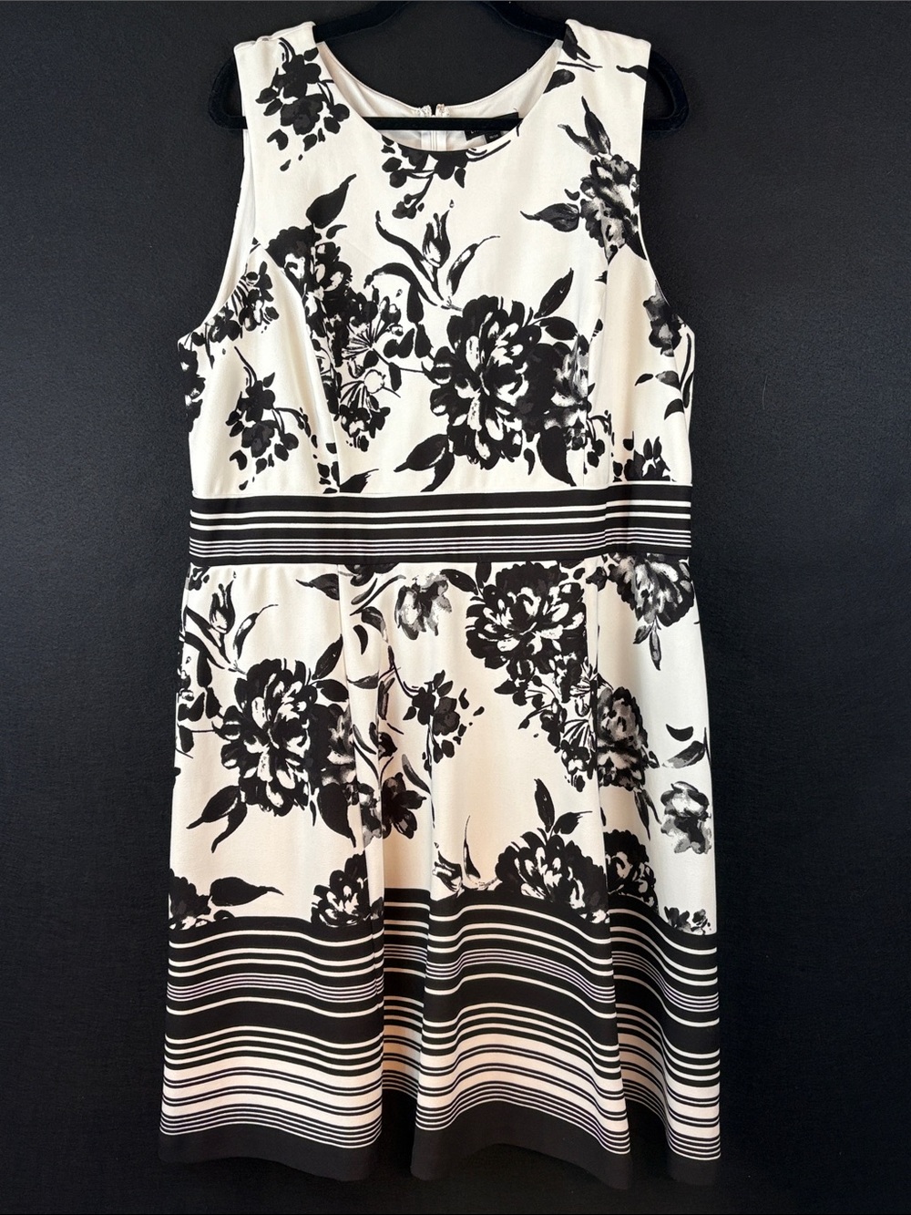 Lane Bryant Black & White Floral Fit-and-Flare Midi Dress Size 18/20